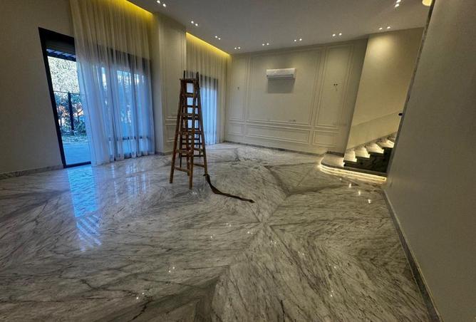 64130452 - Property Image 2