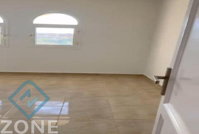 97709632 - Property Image 3