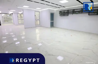 Full Floor - Studio - 3 Bathrooms for rent in Bavaria Town - Zahraa El Maadi - Hay El Maadi - Cairo