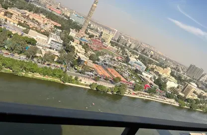 شقة - 4 غرف نوم - 3 حمامات للبيع في شارع النيل - الدقي - الجيزة شقة - 4 غرف نوم - 3 حمامات للبيع في شارع النيل - الدقي - الجيزة