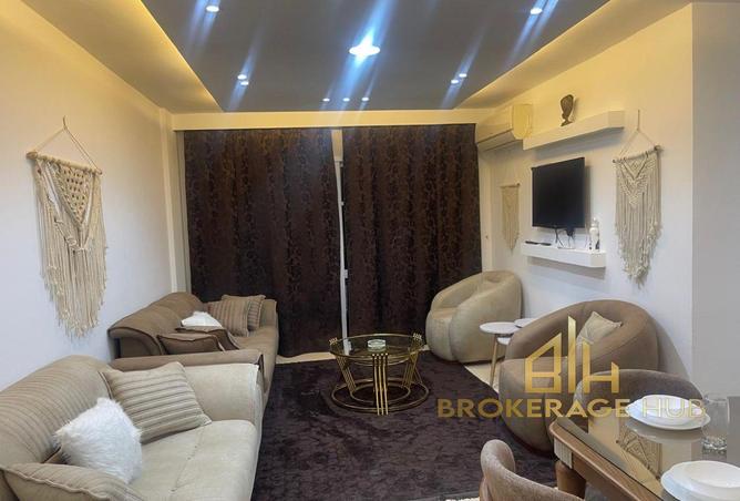 8587000 - Property Image 2