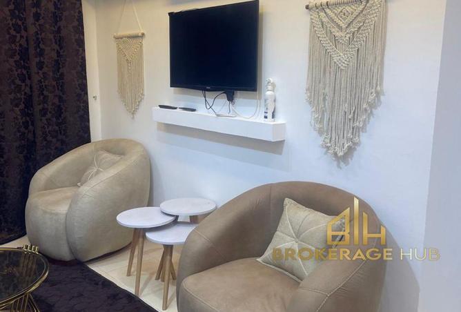 8587000 - Property Image 3