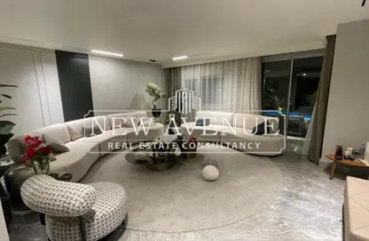 منزل مزدوج - 5 غرف نوم - 8 حمامات للبيع في سنترال بارك - امتداد المستثمرين الشمالية - مدينة القاهرة الجديدة - القاهرة