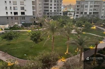 Apartment - 3 Bedrooms - 3 Bathrooms for sale in Hyde Park - New Cairo City - Cairo