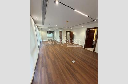 Office Space - Studio - 1 Bathroom for rent in Hyde Park Business District Mall - South Teseen St. - The 5th Settlement - New Cairo City - Cairo