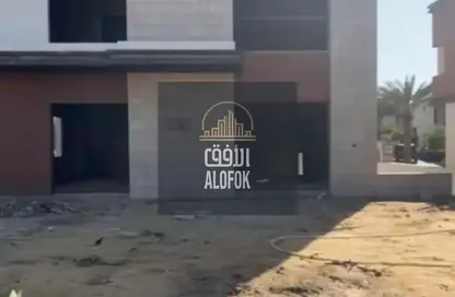 Villa - 5 Bedrooms - 3 Bathrooms for sale in Azzar - 5th Settlement Compounds - The 5th Settlement - New Cairo City - Cairo