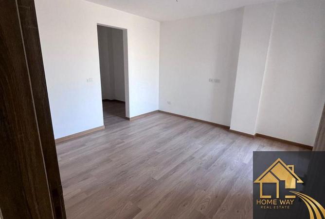 73770668 - Property Image 3