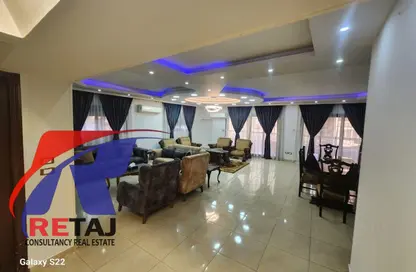 Apartment - 4 Bedrooms - 2 Bathrooms for sale in Abdelhakim Al Refaey St. - 8th Zone - Nasr City - Cairo