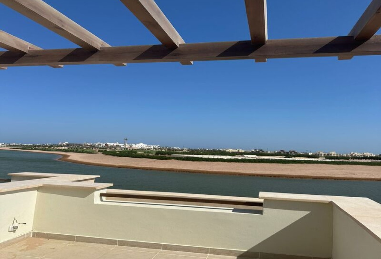 For Sale Twin House In Cyan Direct On The Lagoon