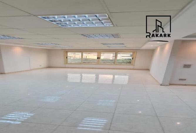 64126177 - Property Main Image