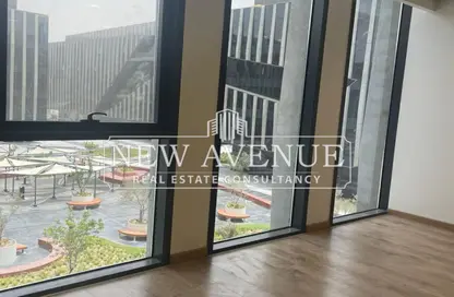 مساحات مكتبية - غرفة نوم - 1 حمام للايجار في ايستاون - كمبوندات التجمع الخامس - التجمع الخامس - مدينة القاهرة الجديدة - القاهرة