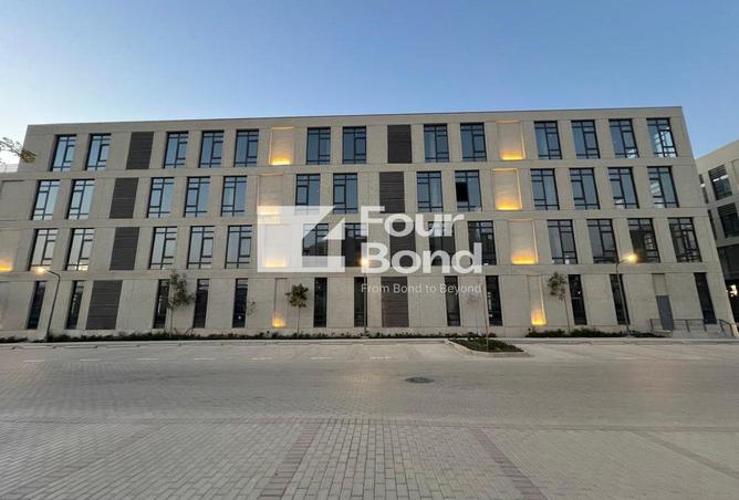 98281229 - Property Image 2