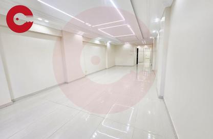 Apartment - 3 Bedrooms - 2 Bathrooms for sale in Port Said St. - El Shatby - Hay Wasat - Alexandria