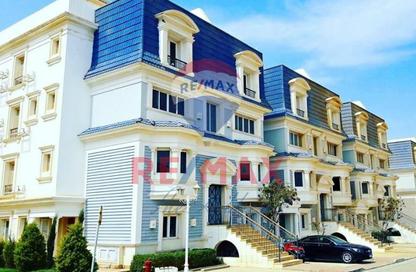 Apartment - 4 Bedrooms - 3 Bathrooms for sale in Mountain View 1.1 - 5th Settlement Compounds - The 5th Settlement - New Cairo City - Cairo