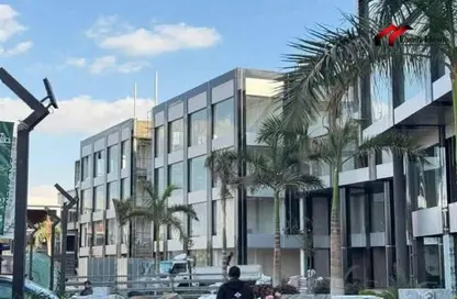 محل تجاري - استوديو - 1 حمام للبيع في شارع المشير احمد اسماعيل - مدينة العبور - الحي السابع - مدينة العبور - القليوبية