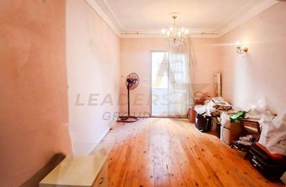 Apartment - 2 Bedrooms - 1 Bathroom for sale in Mohamed Bahaa Al Din Al Ghouri St. - Smouha - Hay Sharq - Alexandria