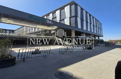 Office Space - 4 Bedrooms - 1 Bathroom for rent in Park St. - Ring Road - The 5th Settlement - New Cairo City - Cairo