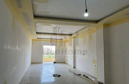 Apartment - 3 Bedrooms - 2 Bathrooms for rent in 1st Area - Shorouk City - Cairo