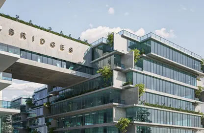 مساحات مكتبية - غرفة نوم - 1 حمام للبيع في بريدجس مول - محور 26 يوليو - الشيخ زايد - الجيزة