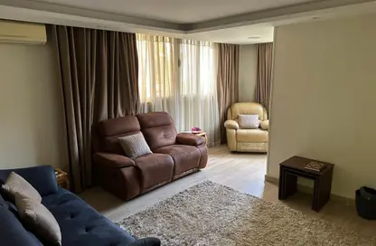 شقة - 1 حمام للبيع في شارع نبيل الوقاد - ارض الجولف - مصر الجديدة - القاهرة