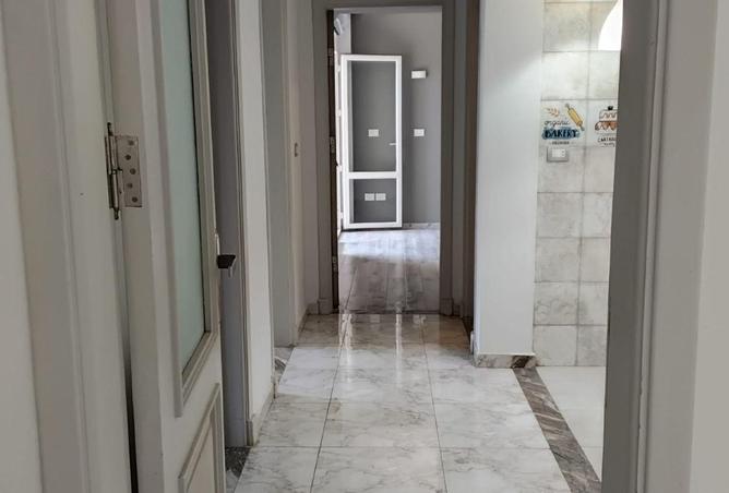 91006018 - Property Image 3