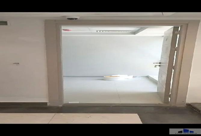 94094555 - Property Image 3