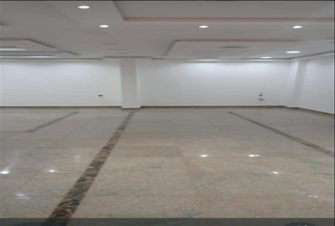 72448168 - Property Main Image
