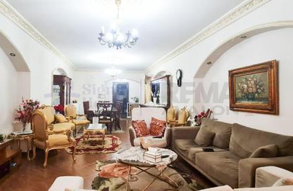 Apartment - 3 Bedrooms - 2 Bathrooms for sale in Smouha - Hay Sharq - Alexandria