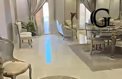 Apartment - 4 Bedrooms - 2 Bathrooms for sale in 3rd Neighborhood - 8th Area - Shorouk City - Cairo Apartment - 4 Bedrooms - 2 Bathrooms for sale in 3rd Neighborhood - 8th Area - Shorouk City - Cairo