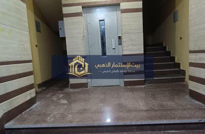 شقة - 3 غرف نوم - 2 حمامات للايجار في الحي الرابع - مدينة 6 أكتوبر - الجيزة شقة - 3 غرف نوم - 2 حمامات للايجار في الحي الرابع - مدينة 6 أكتوبر - الجيزة