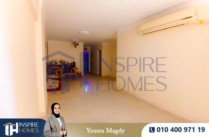 Apartment - 2 Bedrooms - 1 Bathroom for sale in Smouha - Hay Sharq - Alexandria