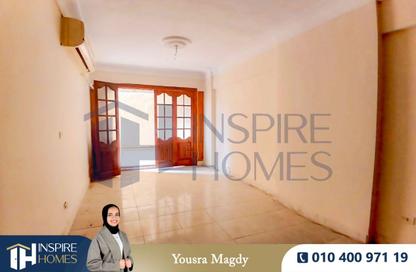 Apartment - 2 Bedrooms - 1 Bathroom for sale in Smouha - Hay Sharq - Alexandria