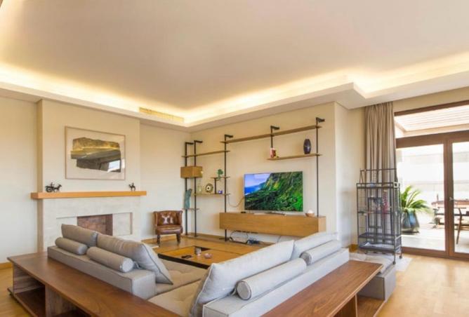 98002505 - Property Image 3