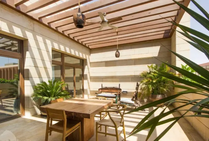 98002505 - Property Image 2