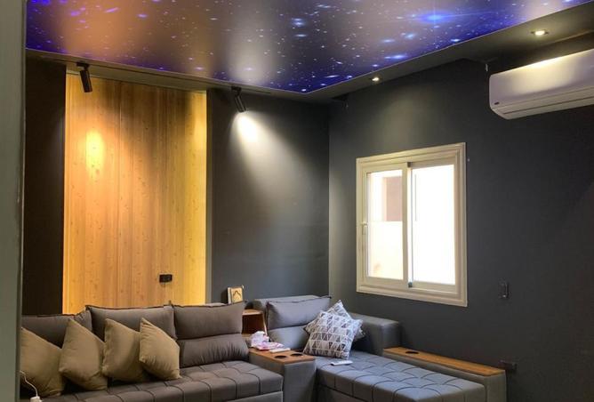 98831801 - Property Main Image