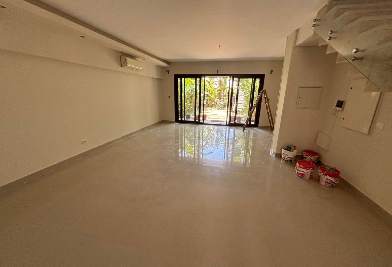 3 BR Mazzonatte In Hyde Park For Rent With Acs thumbnail