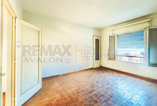 83132829 - Property Image 3