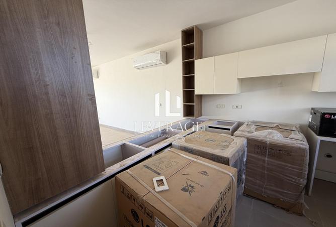 80531937 - Property Image 2