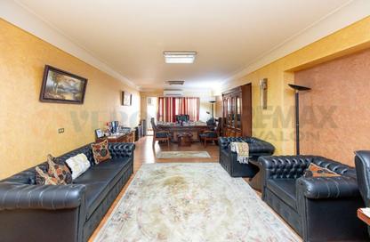 Apartment - 3 Bedrooms - 3 Bathrooms for sale in Smouha - Hay Sharq - Alexandria Apartment - 3 Bedrooms - 3 Bathrooms for sale in Smouha - Hay Sharq - Alexandria