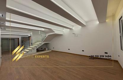 فيلا - 4 غرف نوم - 5 حمامات للايجار في ميفيدا - كمبوندات التجمع الخامس - التجمع الخامس - مدينة القاهرة الجديدة - القاهرة