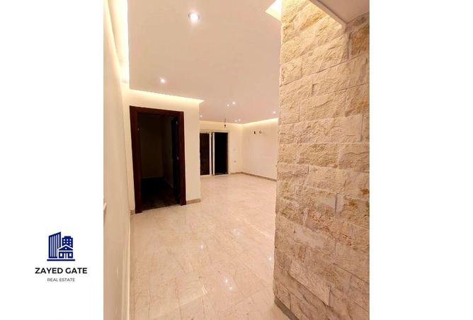 102621041 - Property Image 2