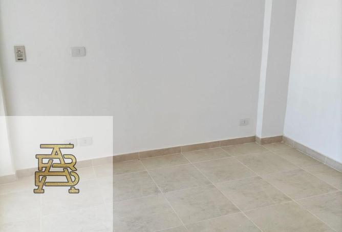 77608373 - Property Image 2