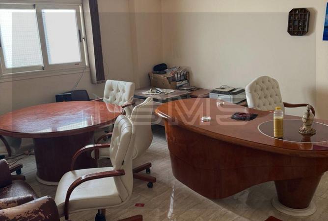 70107660 - Property Image 2