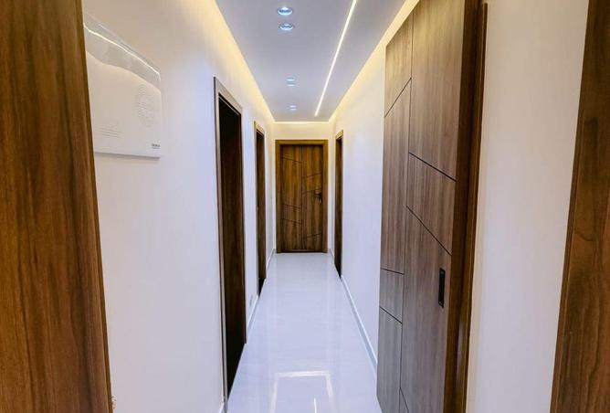 70629185 - صورة العقار 3