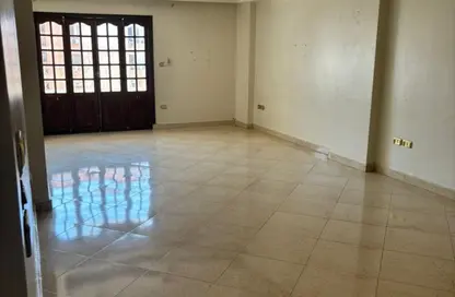 Apartment - 3 Bedrooms - 2 Bathrooms for rent in 9th Zone - Nasr City - Cairo