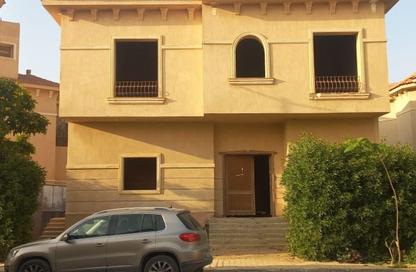 فيلا - 5 غرف نوم - 4 حمامات للبيع في ريحانا فيلاز - امتداد المستثمرين الشمالية - مدينة القاهرة الجديدة - القاهرة