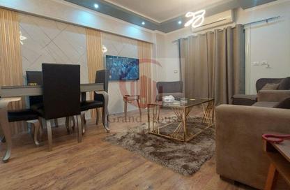 Apartment - 2 Bedrooms - 1 Bathroom for rent in El Rehab Extension - Al Rehab - New Cairo City - Cairo