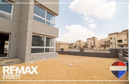 Townhouse - 3 Bedrooms - 3 Bathrooms for sale in Kayan - Sheikh Zayed Compounds - Sheikh Zayed City - Giza Townhouse - 3 Bedrooms - 3 Bathrooms for sale in Kayan - Sheikh Zayed Compounds - Sheikh Zayed City - Giza