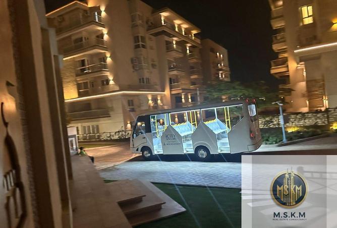 8521631 - Property Image 2