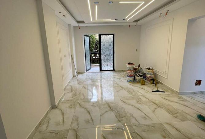 72180685 - Property Image 2